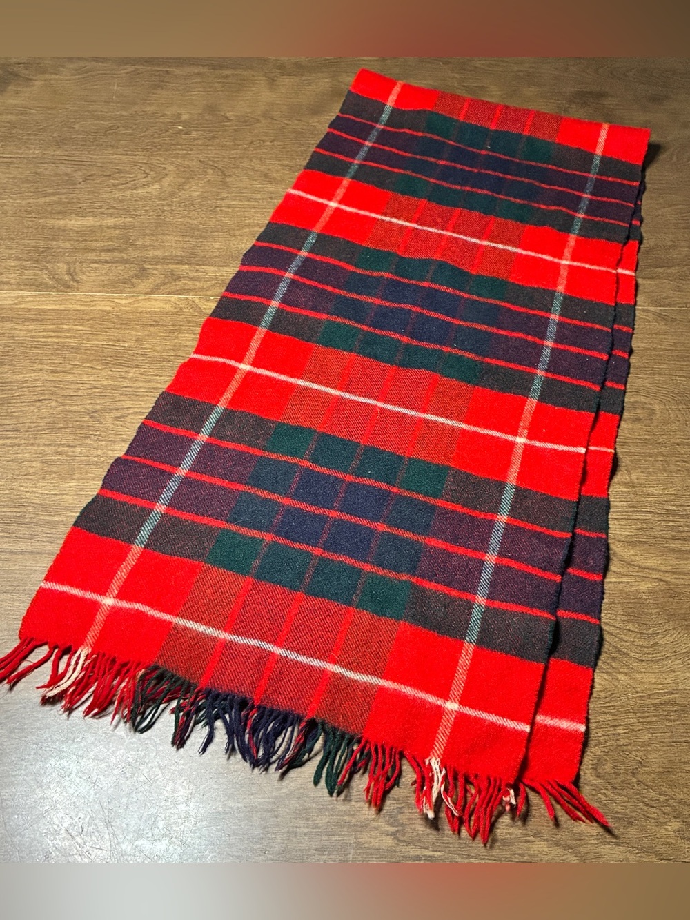 Johnstons of Elgin red Plaid Cashmere Scarf